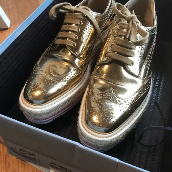 PRADA shoes - Picture 1 of 13